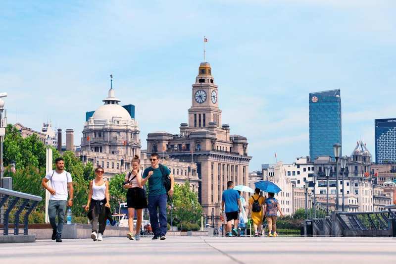  上海土地市场理性回归：嘉定新城地块底价成交，金茂象屿联合体成功拿下。 房产家居