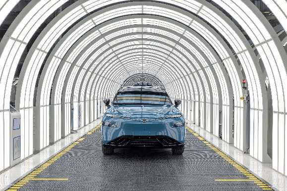  大众汽车与小鹏合作首款车型，与众08正式量产；中德技术融合开启新篇章。 汽车科技