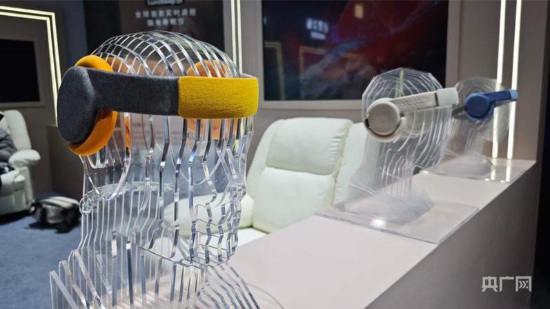  家电零售跨越新门槛，AI技术重塑家居智慧生态。 家电市场