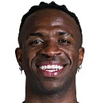  欧冠赛场青春风暴来袭；皮塔奇连续首发，打破维尼修斯尘封纪录。 体育新闻