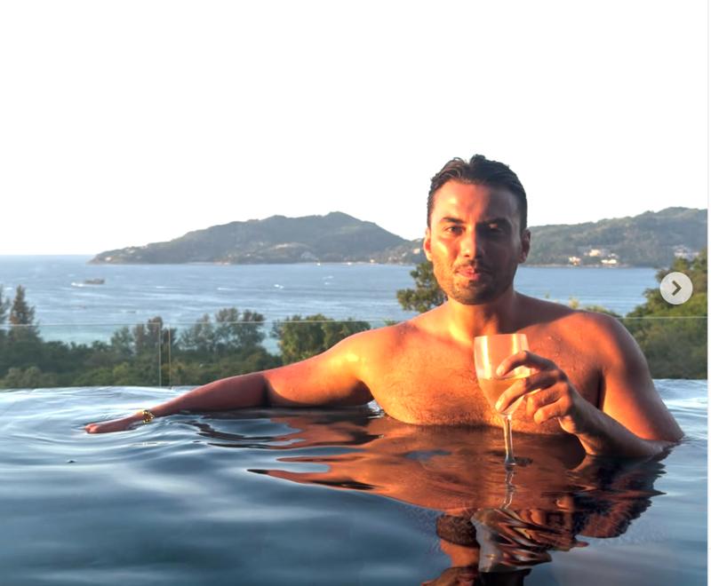  英国真人秀男星泰国普吉意外离世；酒店监控曝焦躁身影，死因待尸检确认 娱乐新闻