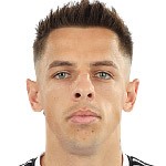  川渝德比激战正酣；3比3平局背后；是拼搏意志的生动展现。 体育新闻