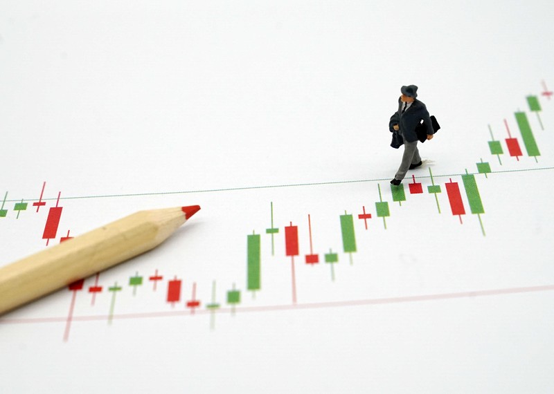  资金涌动下的风险迷局：油气ETF高溢价背后的价值重估 股票财经