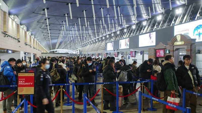  技术引擎驱动！深圳机场如何跨越百万吨级货运里程碑 新闻