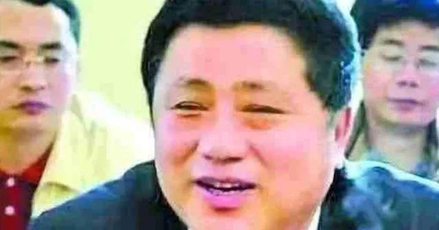  深度复盘：诈骗犯刘和平的“仕途”上位术，揭秘冒充官员的完整技术链路 新闻