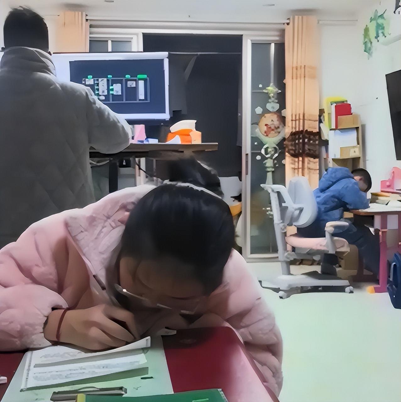  从光学原理到行为干预：儿童视力保护的科学与实践 健康养生