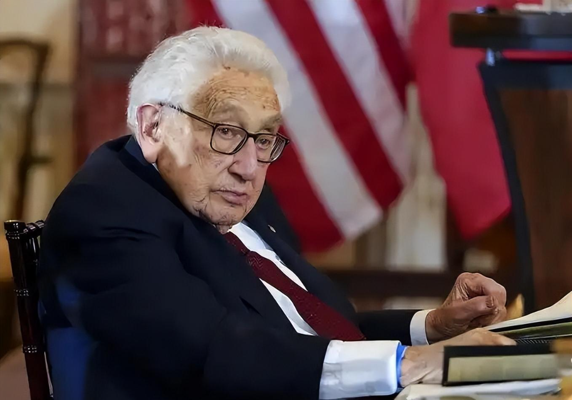  核阴云下的战略博弈：1969年中苏危机的深层逻辑与技术分析 新闻